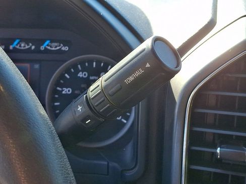 Used 2019 Ford F250 XLT AWD/4WD image 14