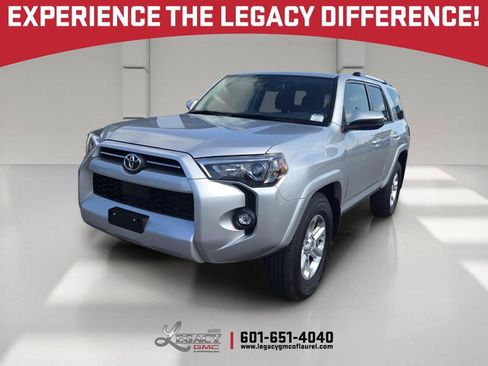 Used 2024 Toyota 4Runner SR5 RWD image 1