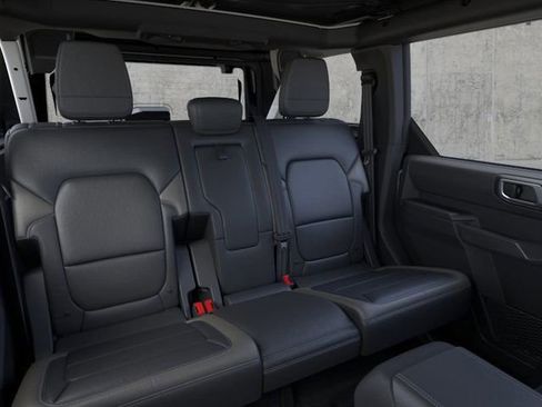 New 2025 Ford Bronco Outer Banks image 11