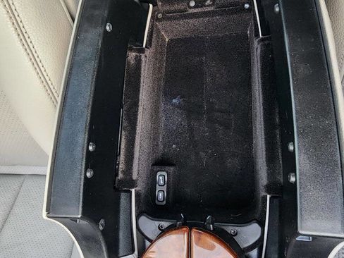 Used 2005 Mercedes-Benz E 320 Sedan image 35