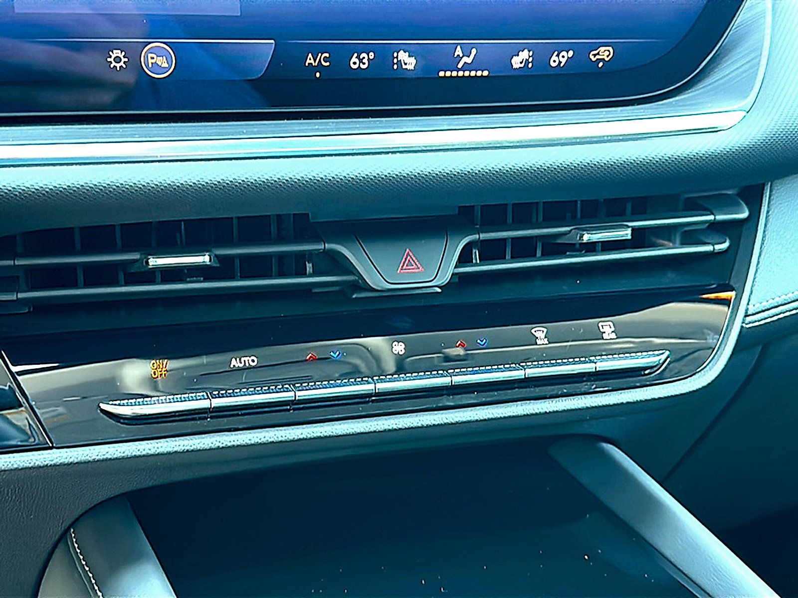 New 2026 Buick Envision Preferred AWD/4WD image 25