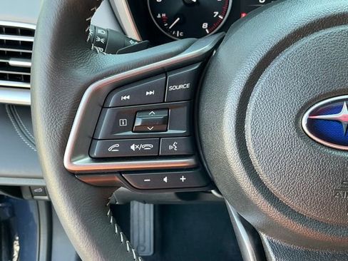 Certified 2025 Subaru Outback Limited image 27