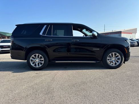 Used 2025 Chevrolet Tahoe Premier AWD/4WD image 9
