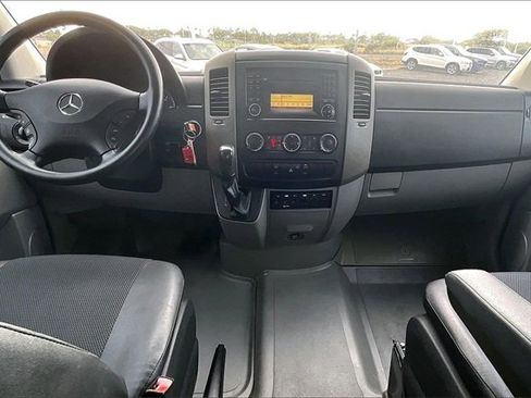 Used 2011 Mercedes-Benz Sprinter 2500 image 15