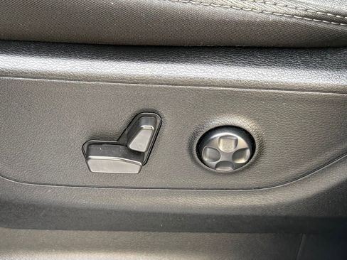 Used 2021 RAM 1500 Big Horn image 18