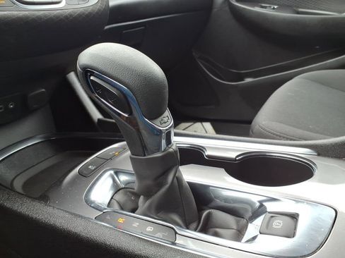 Certified 2025 Chevrolet Malibu LT image 25