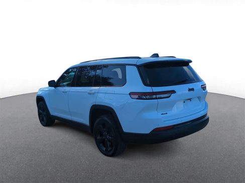 Used 2023 Jeep Grand Cherokee L Altitude image 6