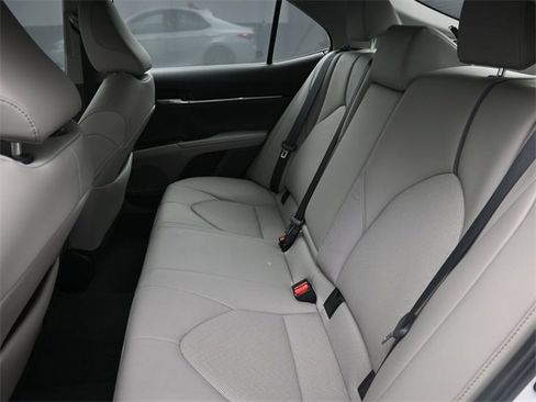 Used 2024 Toyota Camry XLE image 10