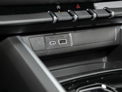 New 2026 Chevrolet Colorado LT image 58