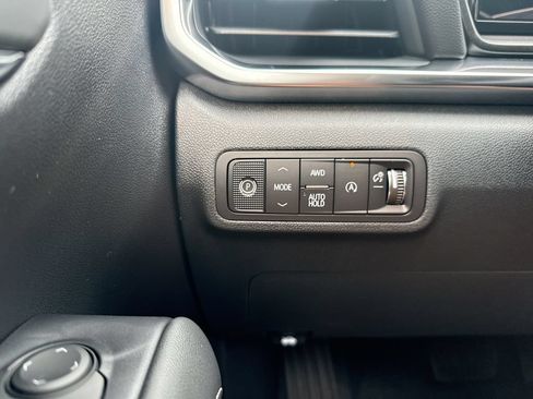 New 2027 GMC Terrain Elevation w/ Elevation Premium Package AWD/4WD image 18