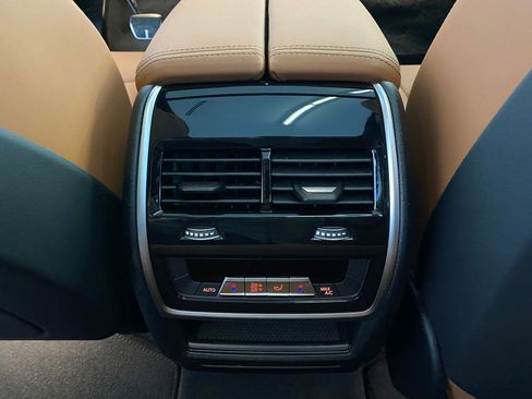 New 2026 BMW X5 xDrive50e w/ M Sport Package image 29