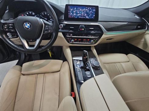 Used 2019 BMW 540i xDrive image 11