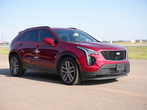 Used 2019 Cadillac XT4 Sport w/ Cold Weather Package FWD image 6