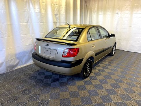 Used 2007 Kia Rio LX image 12