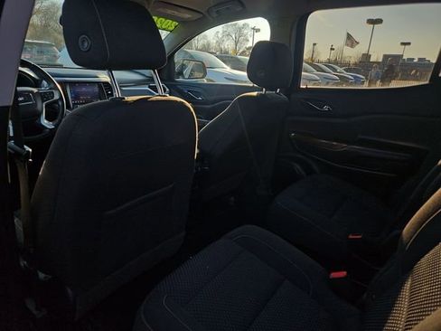 Used 2020 GMC Acadia SLE w/ Driver Convenience Package image 22