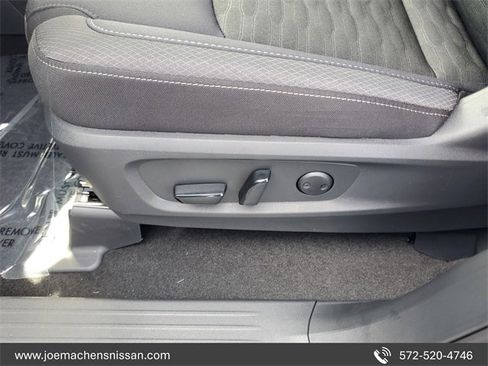 New 2025 Nissan Pathfinder SV image 24