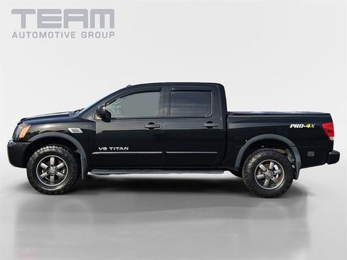 Used 2015 Nissan Titan PRO-4X image 4