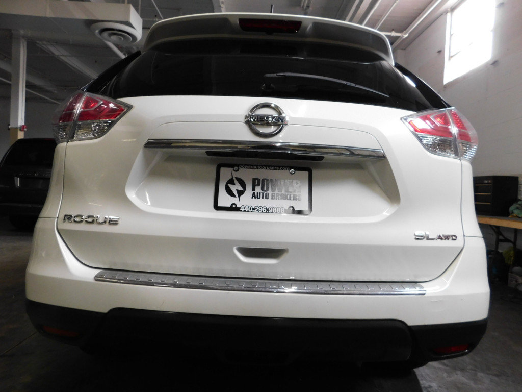 Used 2016 Nissan Rogue SL w/ SL Premium Package AWD/4WD image 7