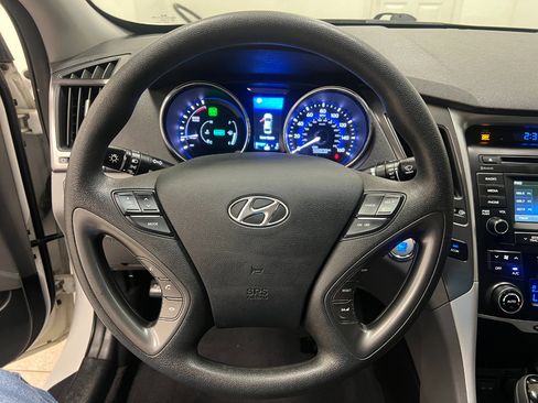 Used 2014 Hyundai Sonata Hybrid image 31