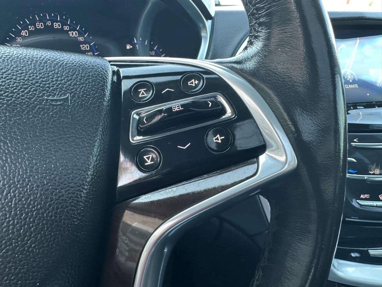 Used 2016 Cadillac SRX Luxury FWD image 24