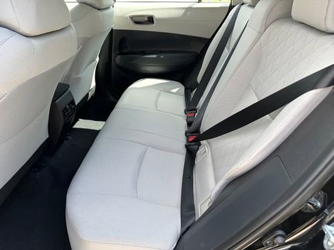 Used 2026 Toyota Corolla Cross L image 28