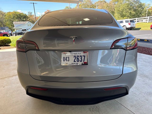 Used 2025 Tesla Model Y Long Range AWD/4WD image 7