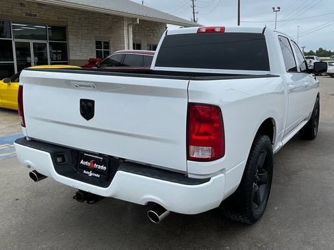 Used 2014 RAM 1500 Express RWD image 5