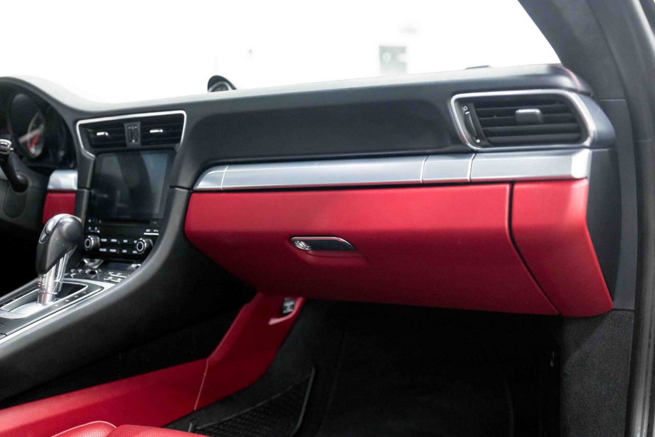 Used 2017 Porsche 911 4 Coupe AWD/4WD image 82