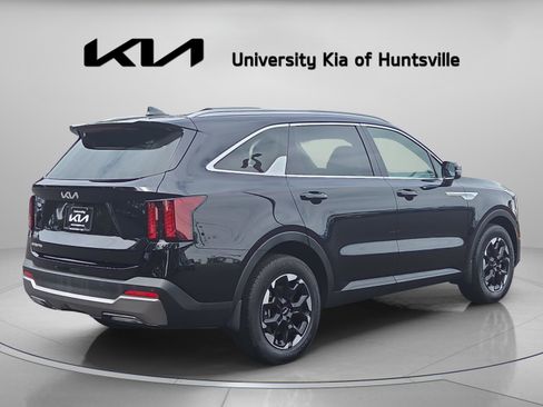 Used 2025 Kia Sorento S w/ Panoramic Sunroof Package FWD image 7