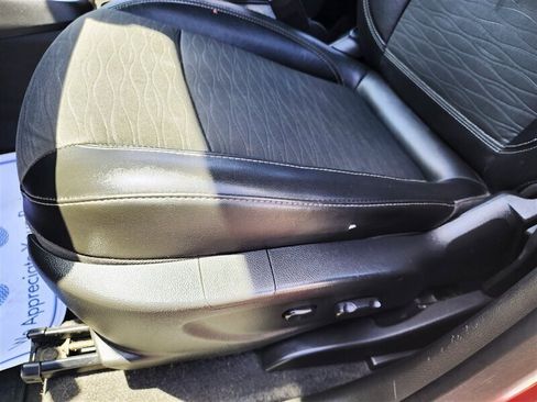 Used 2016 Buick Encore FWD image 34