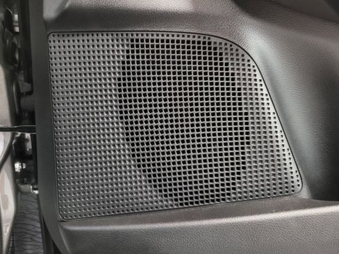 New 2025 Alfa Romeo Tonale w/ Premium Package image 31