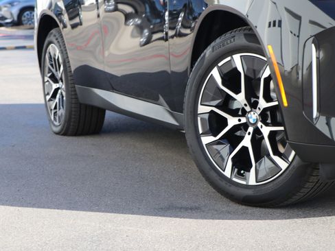 Certified 2025 BMW X3 xDrive30i w/ Convenience Package image 3