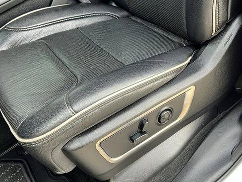 Used 2019 RAM 1500 Limited w/ Advanced Safety Group image 17