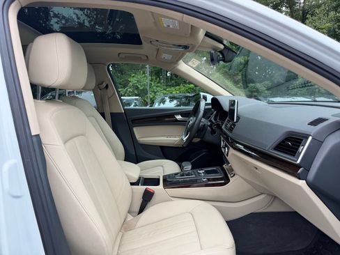 Used 2019 Audi Q5 Premium Plus w/ Premium Plus Package AWD/4WD image 18