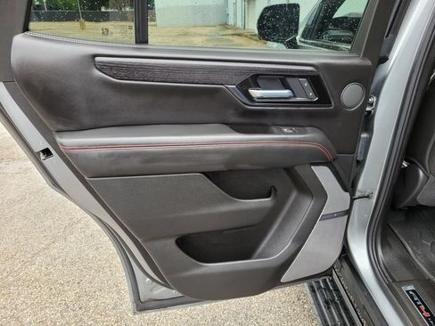 Used 2025 GMC Yukon AT4 Ultimate w/ LPO, Floor Liner Package AWD/4WD image 18