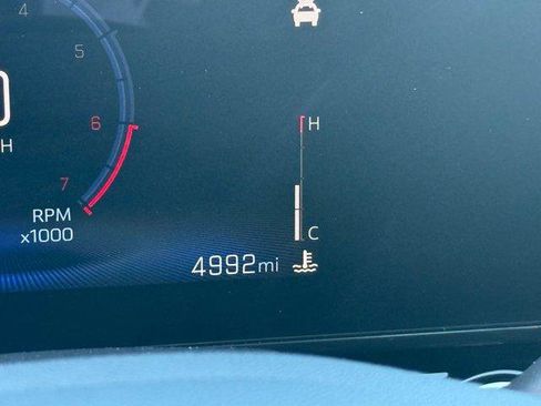 Used 2024 Chevrolet Trax RS w/ Driver Confidence Package image 19