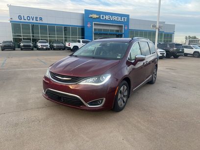 Used 2017 Chrysler Pacifica Platinum