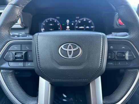 Used 2024 Toyota Tacoma TRD Off-Road AWD/4WD image 25