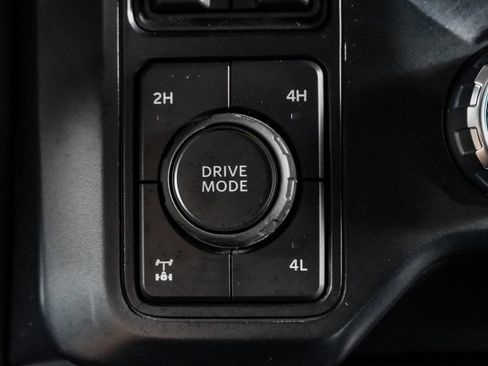 Used 2024 Ford F250 Lariat w/ Sport Appearance Package AWD/4WD image 25