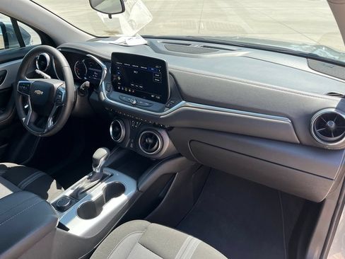 Used 2024 Chevrolet Blazer LT FWD image 14
