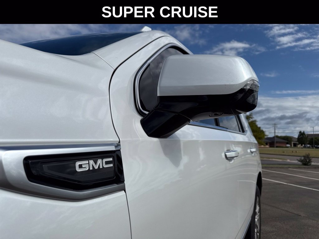 Used 2024 GMC Yukon Denali w/ Advanced Technology Package AWD/4WD image 8