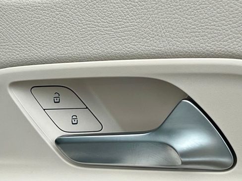 Certified 2025 Mercedes-Benz GLA 250 4MATIC image 26