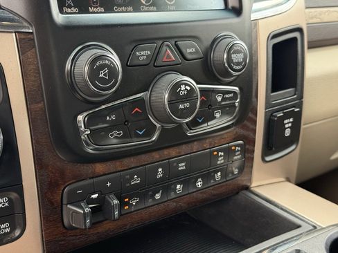 Used 2015 RAM 1500 Laramie Longhorn w/ Convenience Group image 19