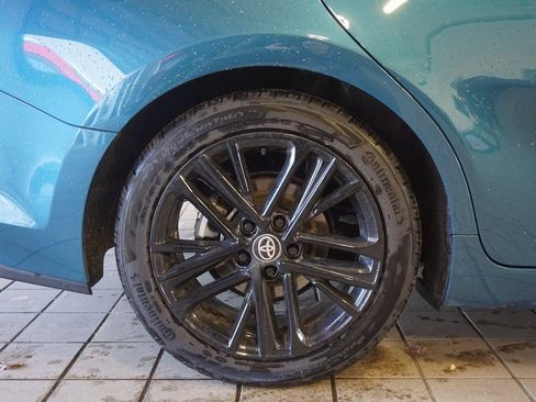 Used 2025 Toyota Camry SE w/ Convenience Package image 29