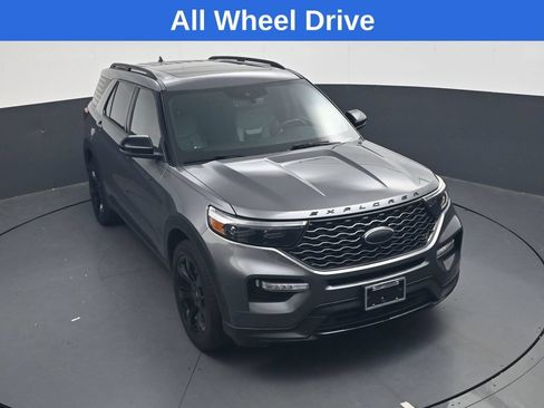 Used 2021 Ford Explorer ST w/ ST Street Pack AWD/4WD image 2