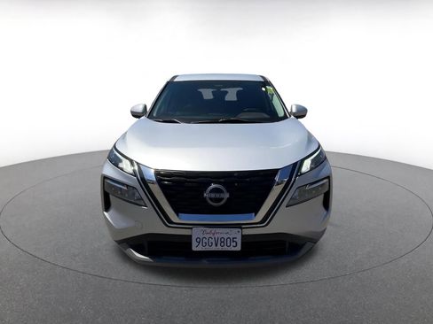 Used 2023 Nissan Rogue SV image 4