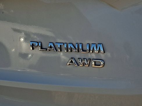 Certified 2023 Nissan Rogue Platinum w/ Platinum Premium Package AWD/4WD image 32