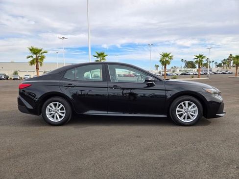 Certified 2025 Toyota Camry LE image 3