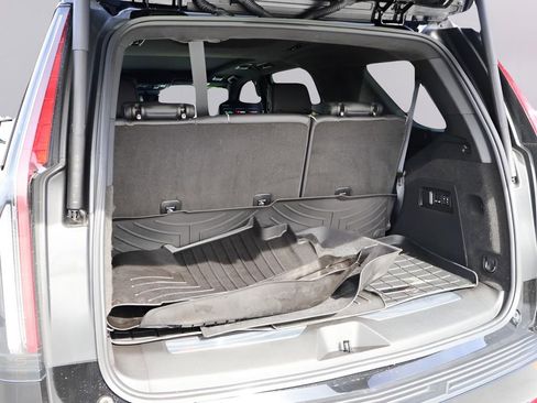 Used 2024 Cadillac Escalade Sport Platinum w/ Heavy-Duty Trailer Package image 19