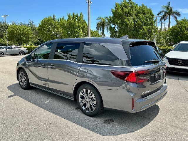 New 2027 Honda Odyssey Touring image 4